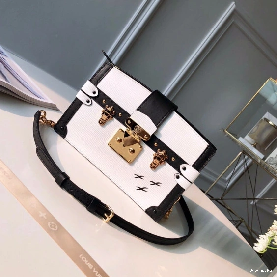 TRUNK Vuitton CHANELUTCH Louis 0425